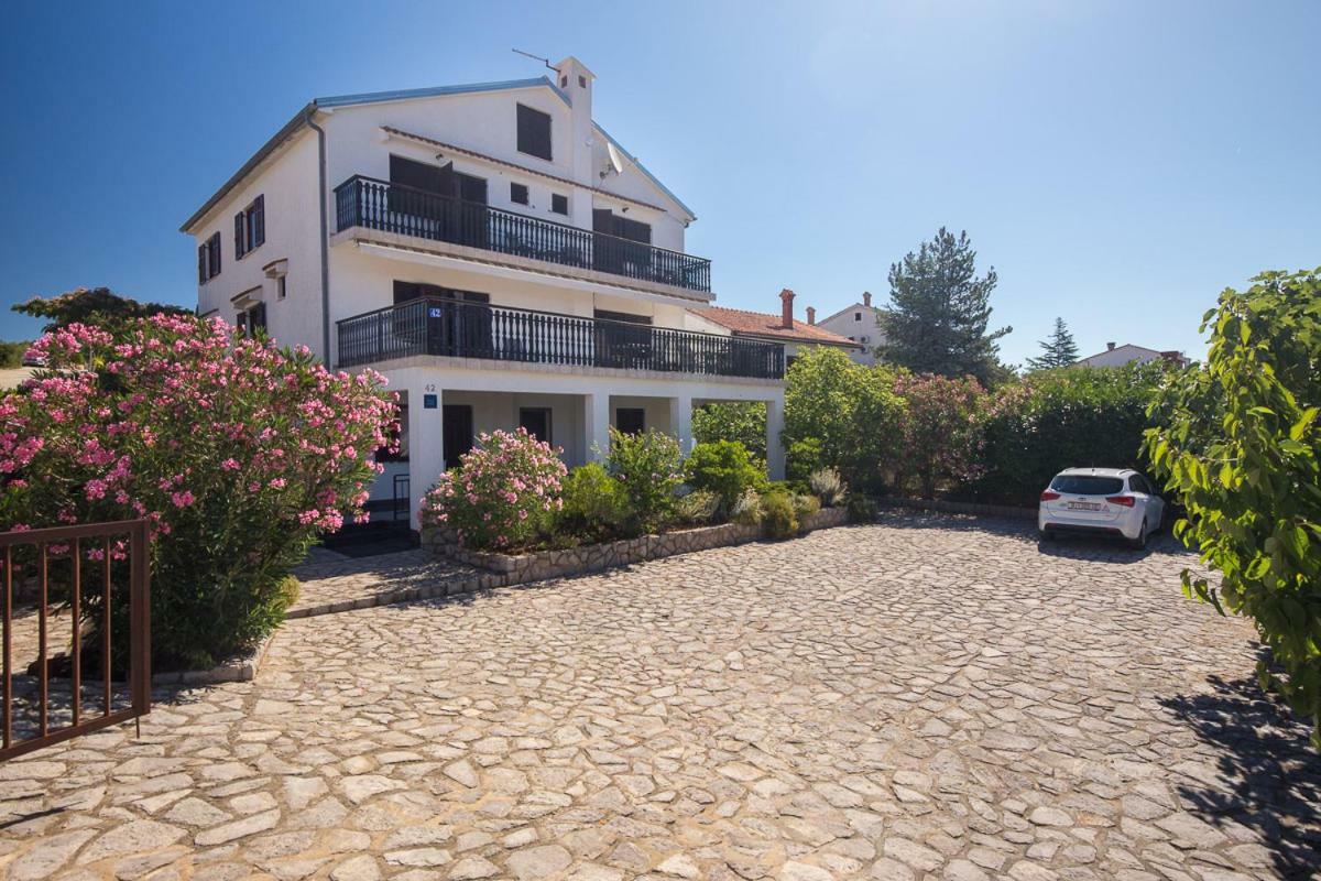 Rooms Miramare Krk Town Exterior foto